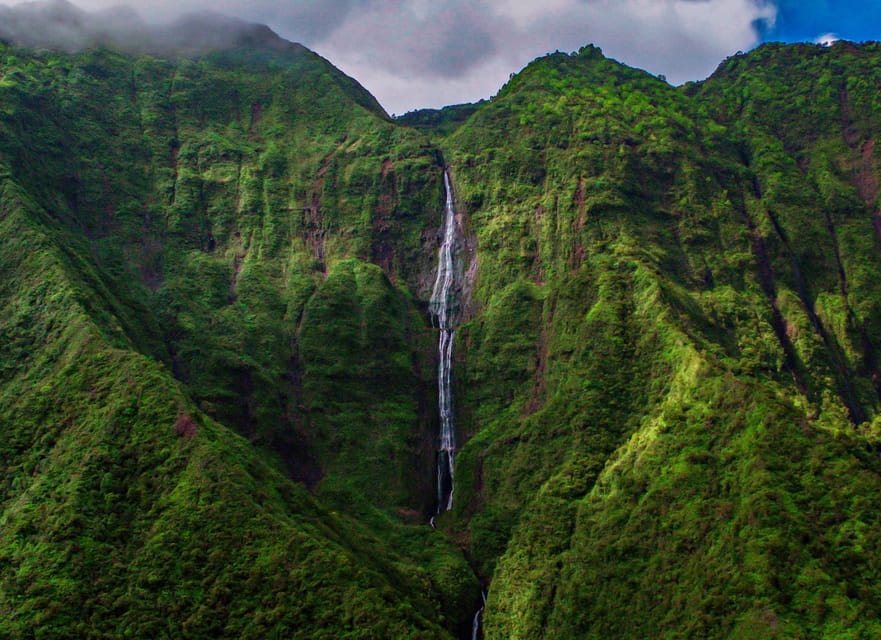 Kauai: Eco Adventure Helicopter Tour - The North Shore and Na Pali Coast: 3,000-Foot Sea Cliffs Without the Long Trek