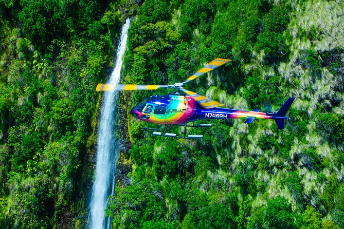 Kohala Coast Volcano Waterfalls-90 Min Heli Tour-Doors Off or On - What to wear and bring for doors off, plus weight rules you should check early