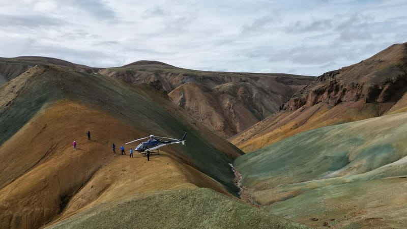 Landmannalaugar: Helicopter tour with 3 Landings - Þórsmörk and the glacier valleys: wildlife and wide views from the air
