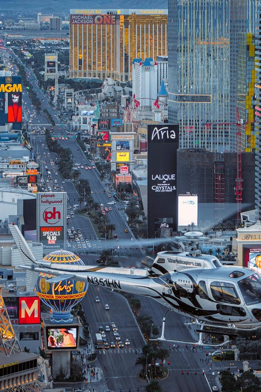 Las Vegas: Grand Canyon West Rim Extended Helicopter Tour - Key Points at a Glance