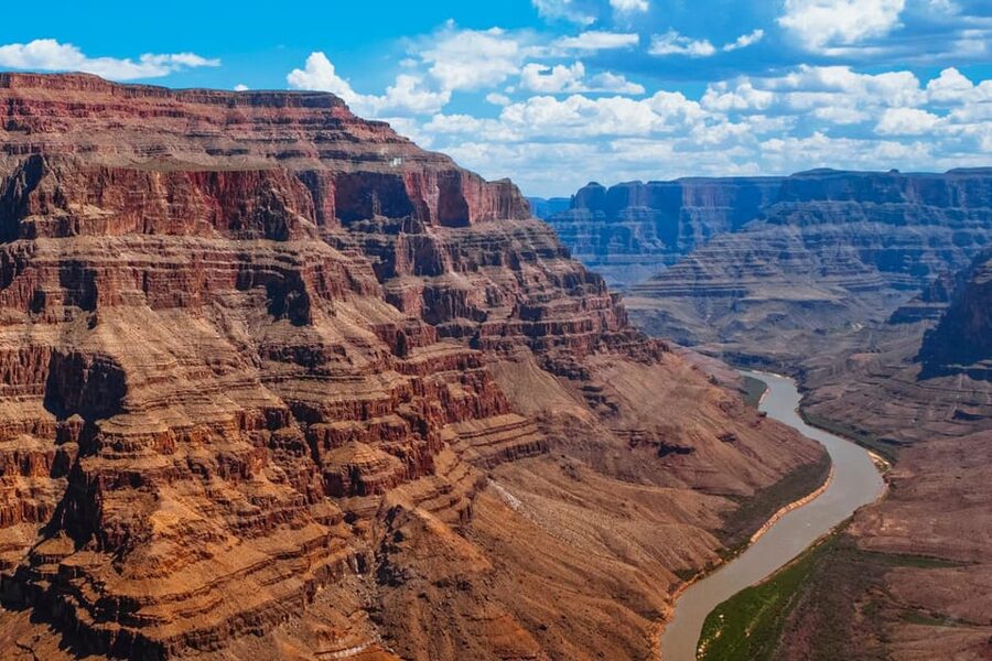 Las Vegas: Grand Canyon West Rim Extended Helicopter Tour - The Pilot’s Commentary: Turning Views Into a Learnable Experience