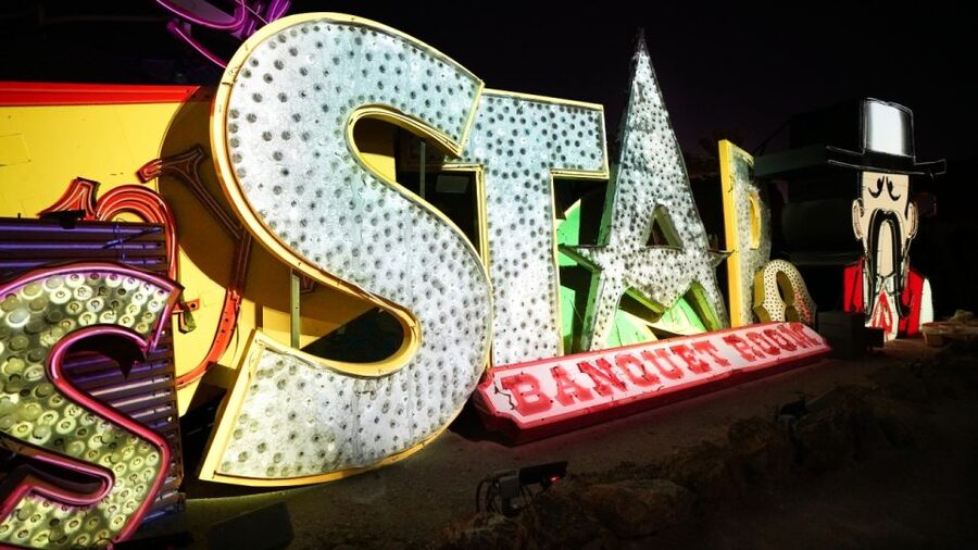 Las Vegas: Night Helicopter Flight and Neon Museum Tour - Should You Book the Las Vegas Night Helicopter and Neon Museum Tour?
