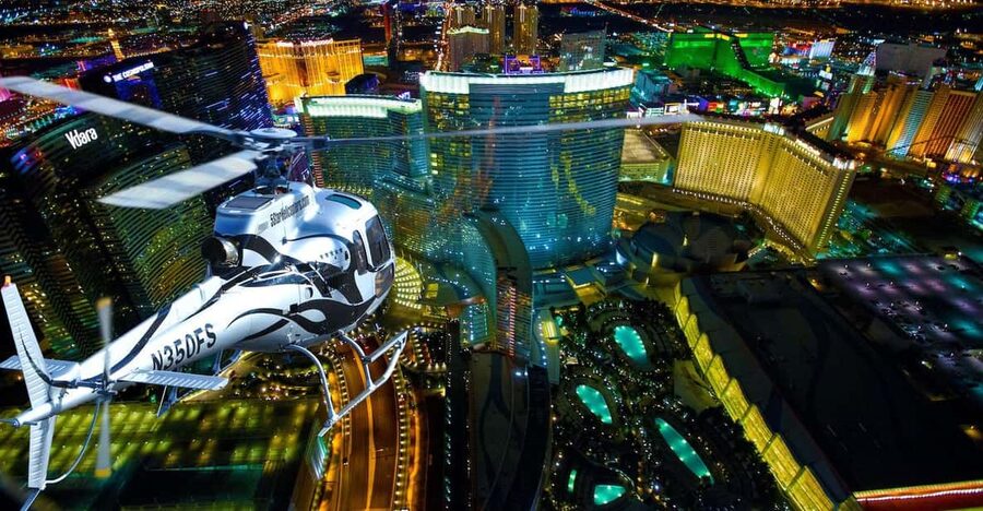 Las Vegas: Nighttime Helicopter Flight over the Strip - Spotting the Strip Lights: MGM Grand to Stratosphere Tower