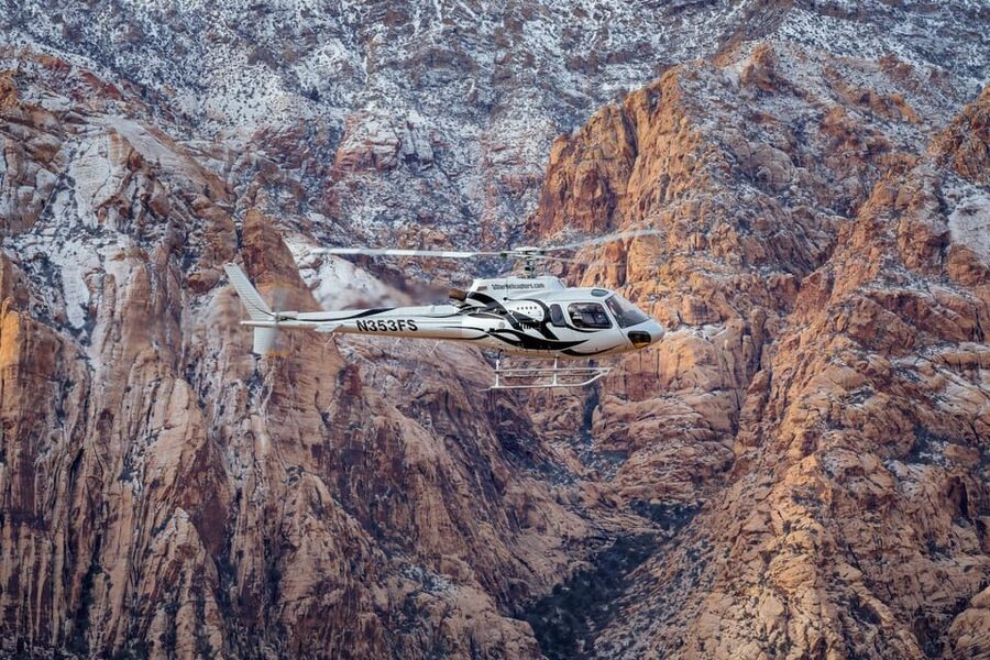 Las Vegas: Red Rock Canyon and Vegas Strip Helicopter Tour - Rainbow Mountain: the desert warm-up before the big views