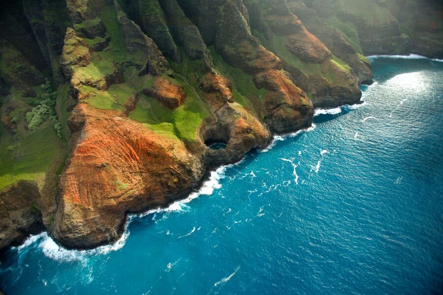 Lihue: Deluxe Waterfall Safari Helicopter Tour - The Guide and Pilot Factor: Why Names Matter Here