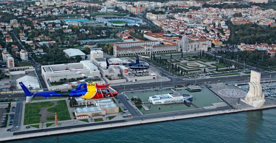 Lisbon: Sightseeing Helicopter Tour Over Belem and Caparica - Caparica Coastline: Golden Sands, Wide Views, and Breathing Room