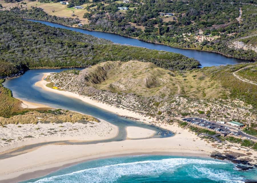 Margaret River: 20 min scenic helicopter flight - Your Guide in the Air: Live Commentary That Makes Landmarks Click