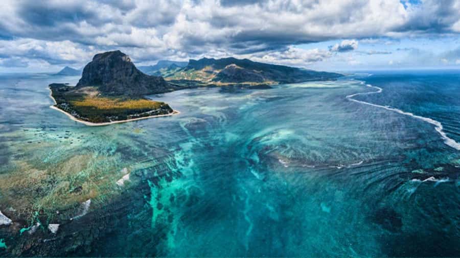 Mauritius: Scenic Helicopter Flight with Hotel Transfers - Why a 45-Minute Helicopter Ride Makes Sense in Mauritius