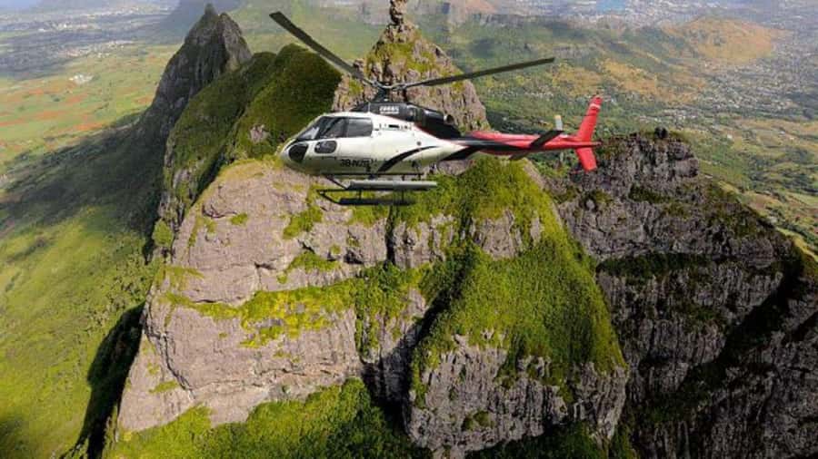 Mauritius: Scenic Helicopter Flight with Hotel Transfers - Seating by Weight: The One Logistics Detail You Must Not Ignore