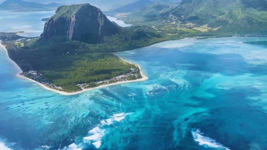 Mauritius: Underwater waterfall by Helicopter tour - Key points to know before you fly