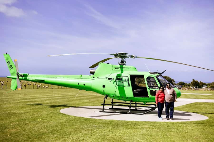 Melbourne: Private Helicopter Flight to the 12 Apostles - The Optional Winery Landing: Lunch and Wine Tasting (If You Want More)