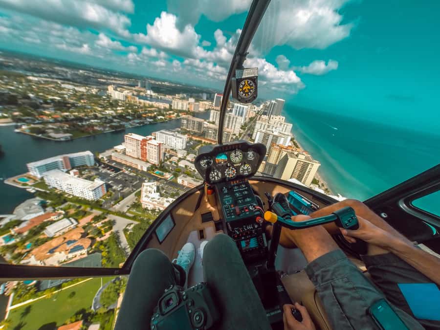 Miami: Luxury Private Helicopter Tour - Downtown Miami Skyline and Port Views: Why the Helicopter Matters