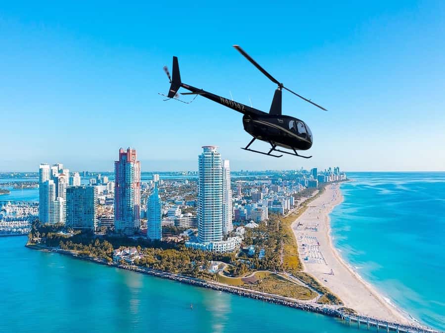 Miami: Luxury Private Helicopter Tour - Route Highlights: South Beach, Biscayne Bay, and the Millionaire Islands