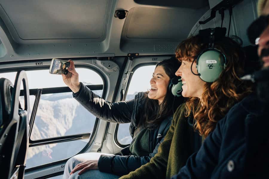 Milford Sound: 1.5-Hour Helicopter Tour with Two Landings - The Milford Sound landing: 15 minutes on the fjord floor