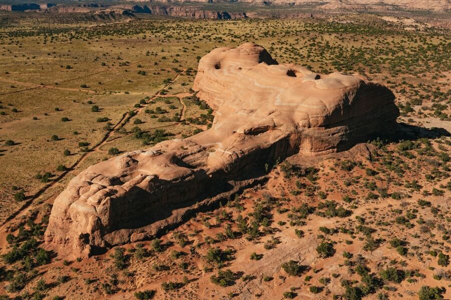 Moab: Corona Arch Canyon Run Helicopter Tour - Corona Arch, Jeep Arch, and Uranium Arch: the return flight hits the big names