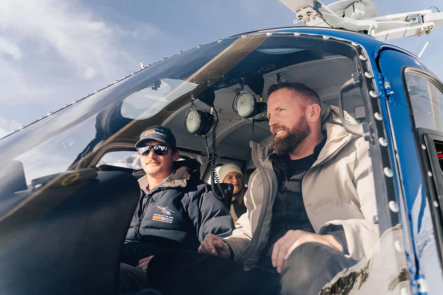 Mount Cook: 20-Minute Alpine Vista Helicopter Flight - Seats, window views, and the reality of helicopter sightlines