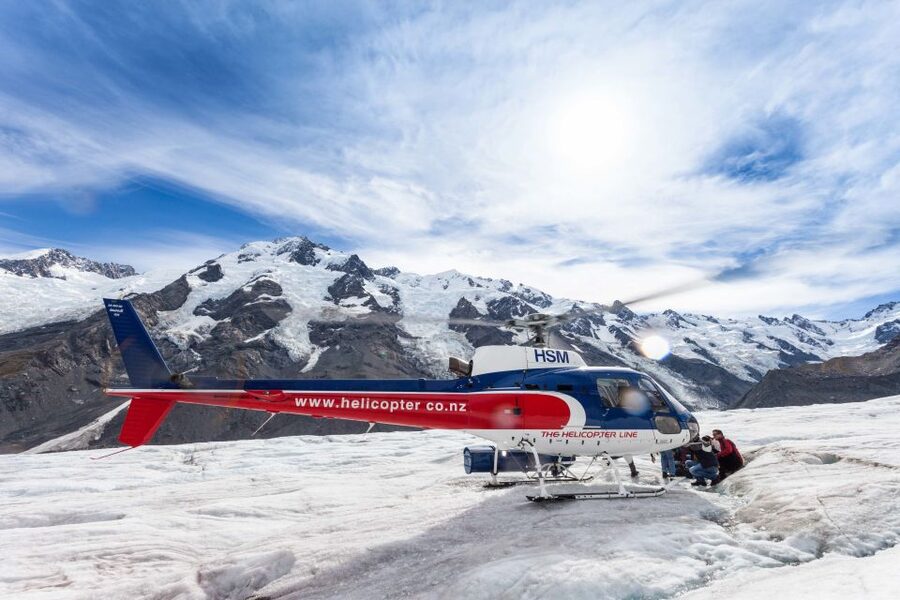 Mount Cook: 3 Hour Heli Hike to the Tasman Glacier - What to Bring: The Clothing Choices That Actually Matter on Ice