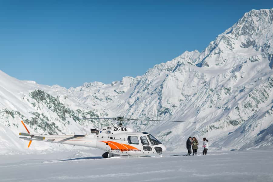 Mount Cook: 50-Minute Aoraki Scenic Helicopter Flight - Aerial views over Aoraki/Mount Cook, three glaciers, and Lake Pukaki