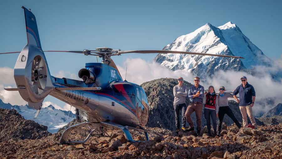 Mount Cook: Scenic Helicopter Flight with Alpine Landing - Why this 25-minute Mt Cook helicopter flight feels worth it