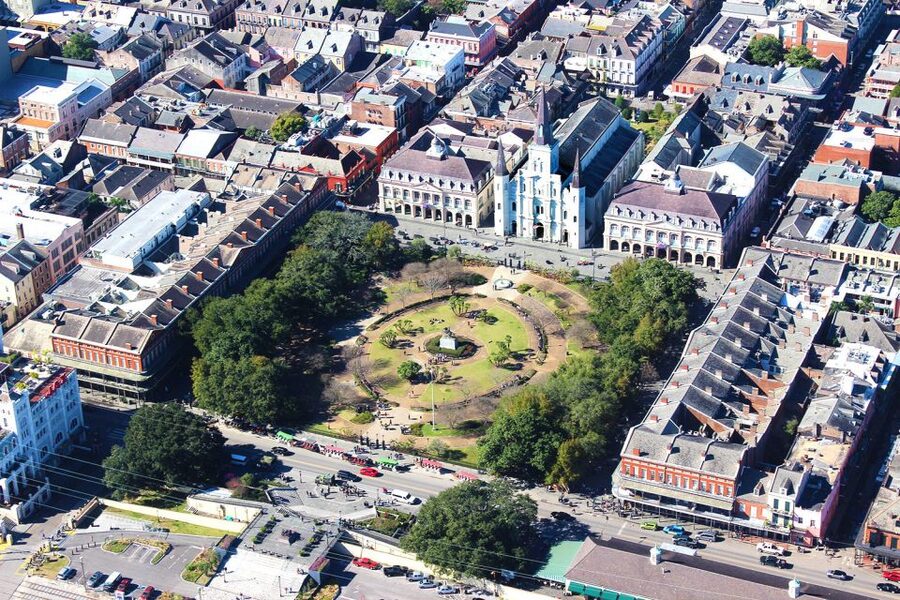 New Orleans: Daytime City Helicopter Tour - City Park and the Fair Grounds: museums and event grounds you can spot instantly