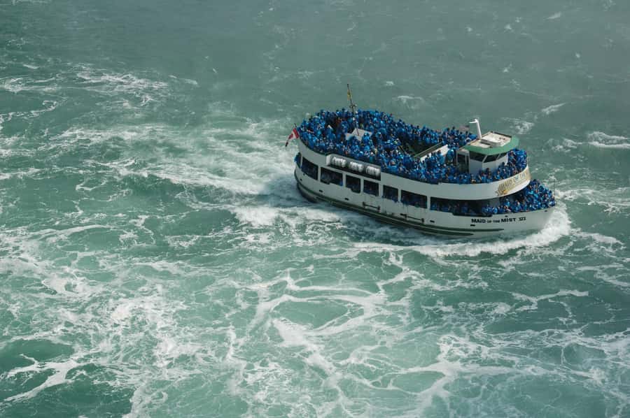 Niagara Falls USA: Boat Tour & Helicopter Ride with Transfer - How the small group really changes your day