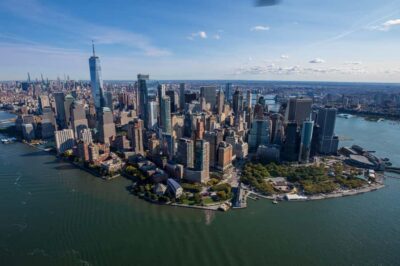 NYC: Manhattan Sightseeing Helicopter Tour - Floor-to-Ceiling Convex Windows and the 180-Degree Angle