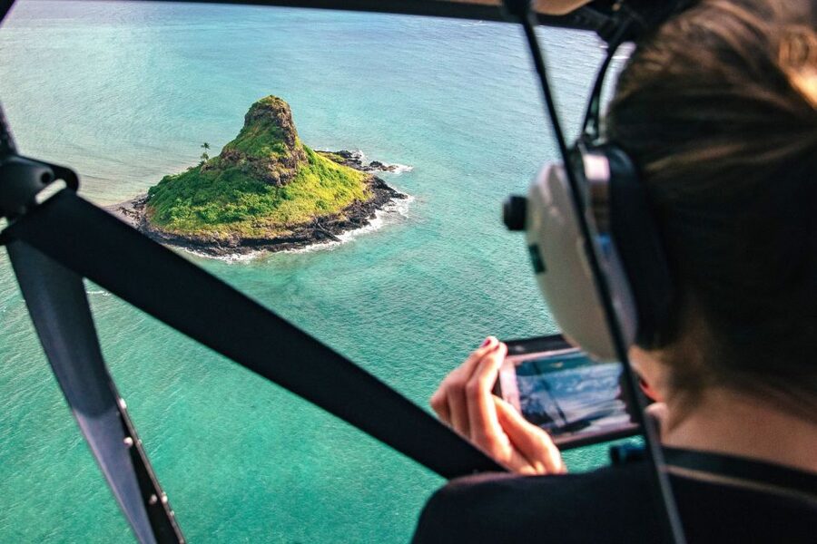 Oahu: Helicopter Tour with Doors On or Off - Chinaman’s Hat To Ka’a’awa Valley: The Lush Contrast