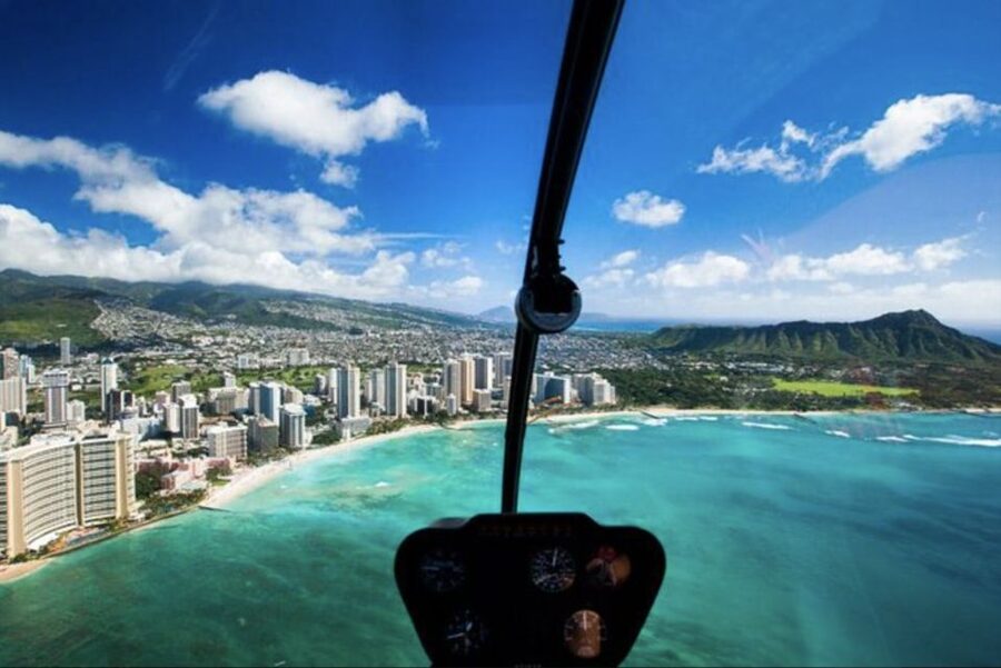 Oahu: Path to Pali 30-Minute Doors On or Off Helicopter Tour - What to bring for comfort and good photos