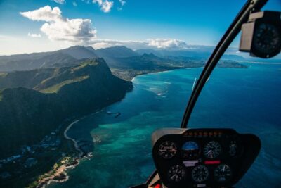 Oahu: Path to Pali 30-Minute Doors On or Off Helicopter Tour - Diamond Head to Hanauma Bay: two icons, one smooth visual story