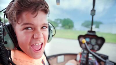 Orlando: Private Helicopter Tour (16 miles) - Entering At the Start: MaxFlight at 4010 4th St