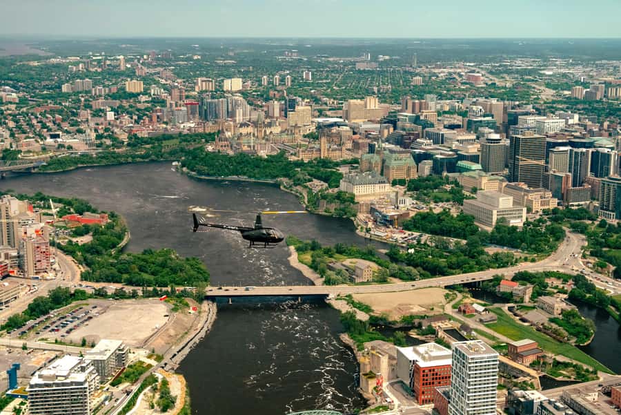 Ottawa: Panoramic helicopter flight (Gatineau Park + downtown) - Logistics and practicalities you should plan for