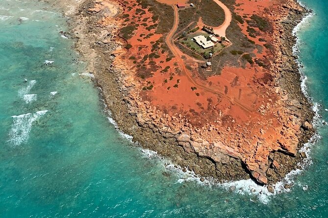 Pearls & Coast: 35-Minute Helicopter Flight & Willie Creek Tour - Meet the people part: pilots and guides make the difference