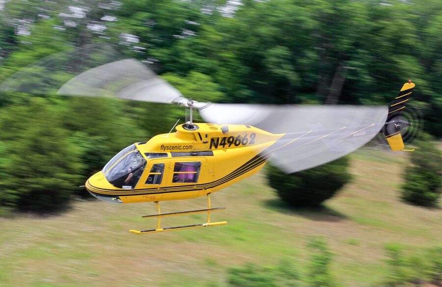 Pigeon Forge: Ridge Runner Helicopter Tour - Pilot commentary and headsets: turning views into real context