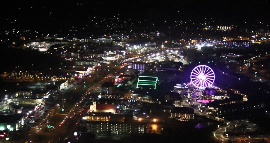 Pigeon Forge: Ridge Runner Helicopter Tour - Safety briefing and the vibe in a small group