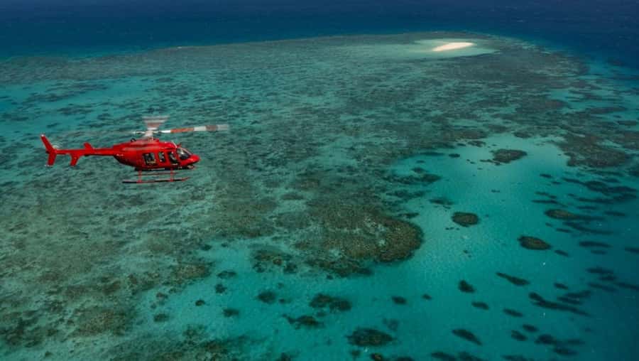 Port Douglas: Great Barrier Reef 45-Minute Helicopter Flight - Low Isles and Snapper Island: two small places with a lot of story