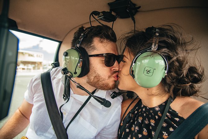 Private 45 Minute Helicopter Tour with Romantic Landing - Waikiki shoreline from above: fast, famous, and actually useful