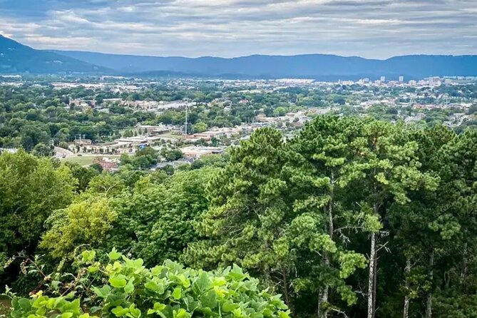 Private Helicopter Tour over South Chattanooga TN - Entering the helipad zone on 23rd Street