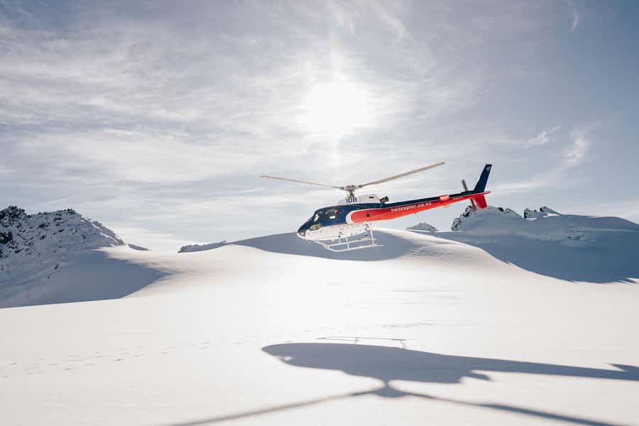 Queenstown: 50-Minute Southern Glacier Helicopter Flight - The snow landing: why this is the memory-maker
