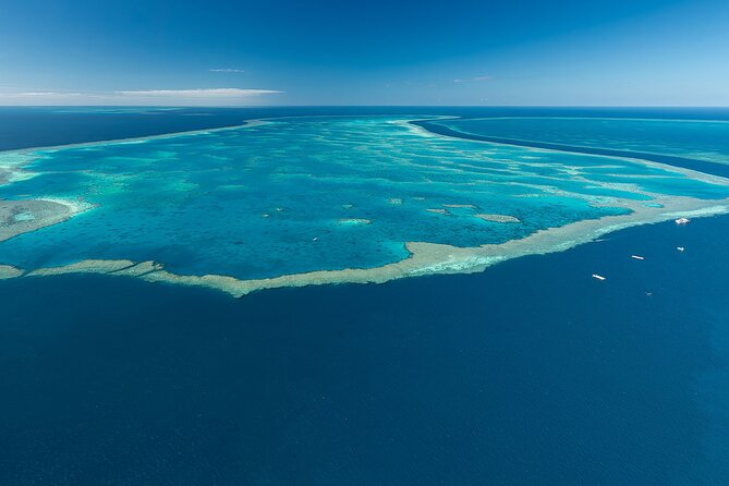 Reef & Whitehaven Spectacular - 60 Minute Helicopter Tour - Whitsunday Island: where the trip turns from islands to icons