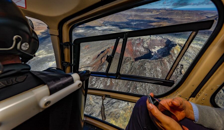 Reykjanes: Fagradalsfjall Eruption Helicopter Tour - Price and value: $530 for a 35-minute view