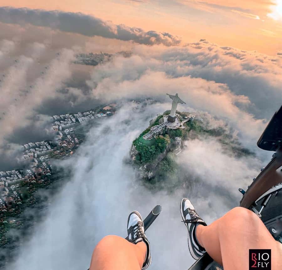 Rio de Janeiro Helicopter Tour | DOORS OFF - Lagoa Rodrigo de Freitas and the city-water mix