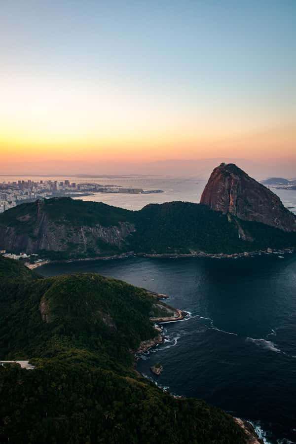 Rio de Janeiro: Helicopter Tour with an unforgettable view - Weather, clouds, and how to protect your one big photo moment