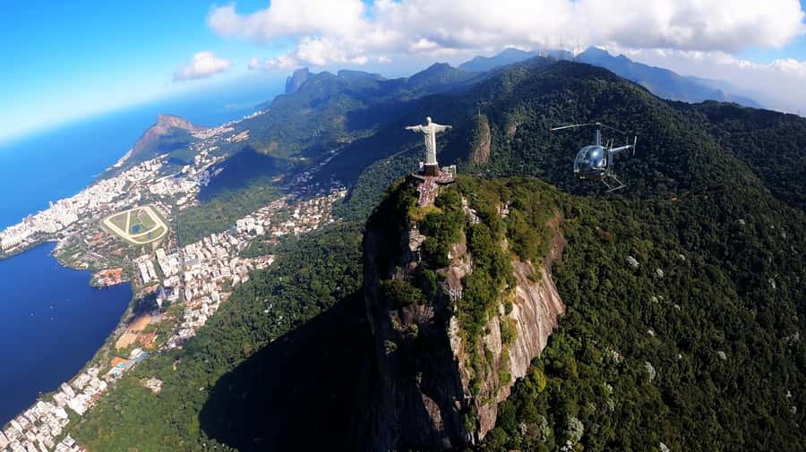Rio de Janeiro: Sugar Loaf with Lunch and Helicopter Flight - Transfer to Urca via Aterro do Flamengo