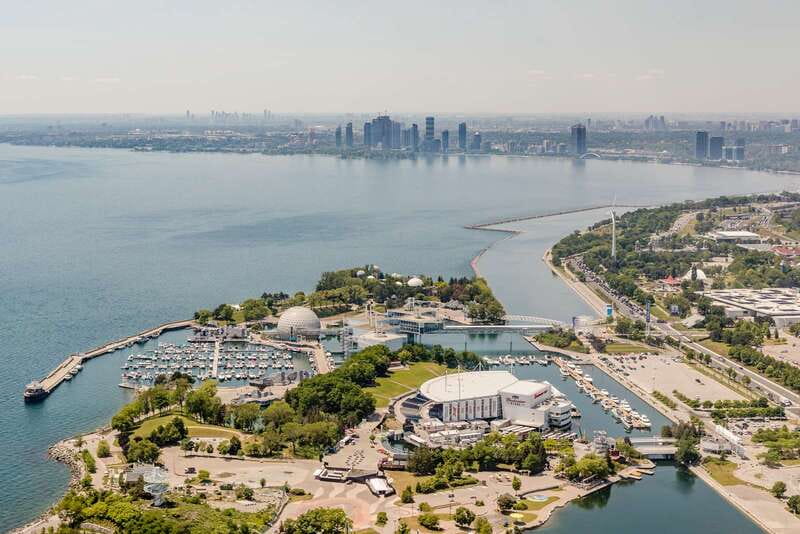 Toronto: Private Helicopter Tour for Two - The quick thrill: 15 minutes above Toronto’s best skyline