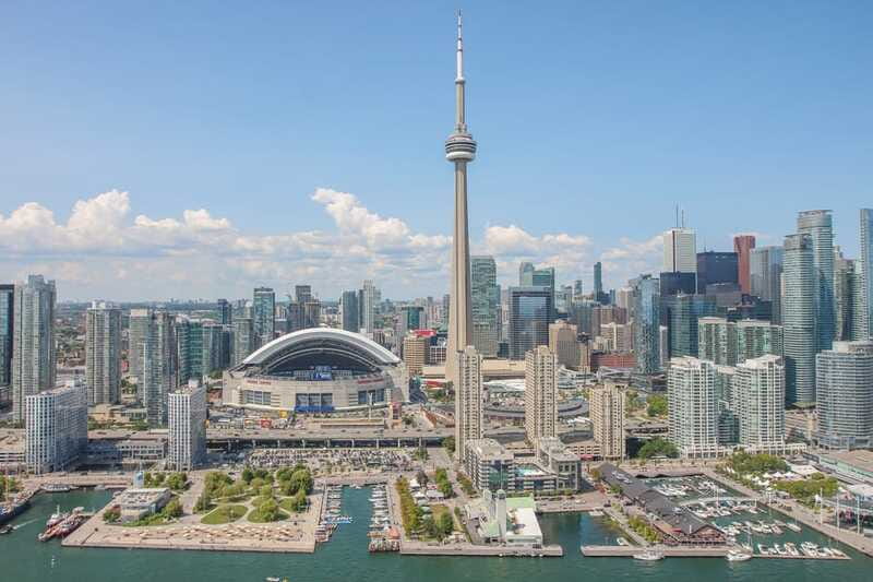 Toronto: Private Helicopter Tour for Two - CN Tower eye-to-eye: the main event