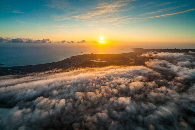 Waikiki Sunset - 50 Min Helicopter Tour - Doors Off or On - Beyond the postcard spots: Hanauma Bay, Makapu‘u, and the Leeward coast