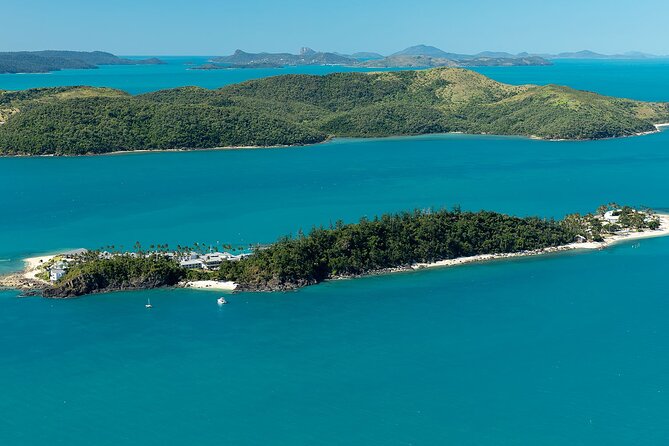 Whitsunday Whirl - 20 Minute Helicopter Tour - From Airlie Beach to Shute Harbour: quick setup, clear expectations